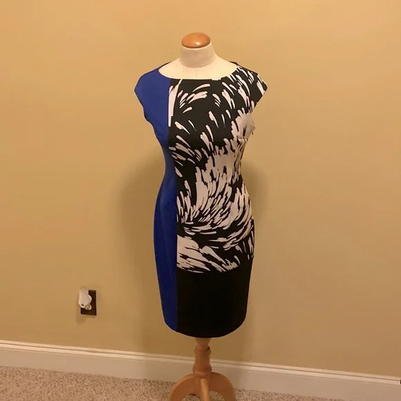 Maggy London | Dresses | Blue Black White Organic Shapes Dress | Poshmark
